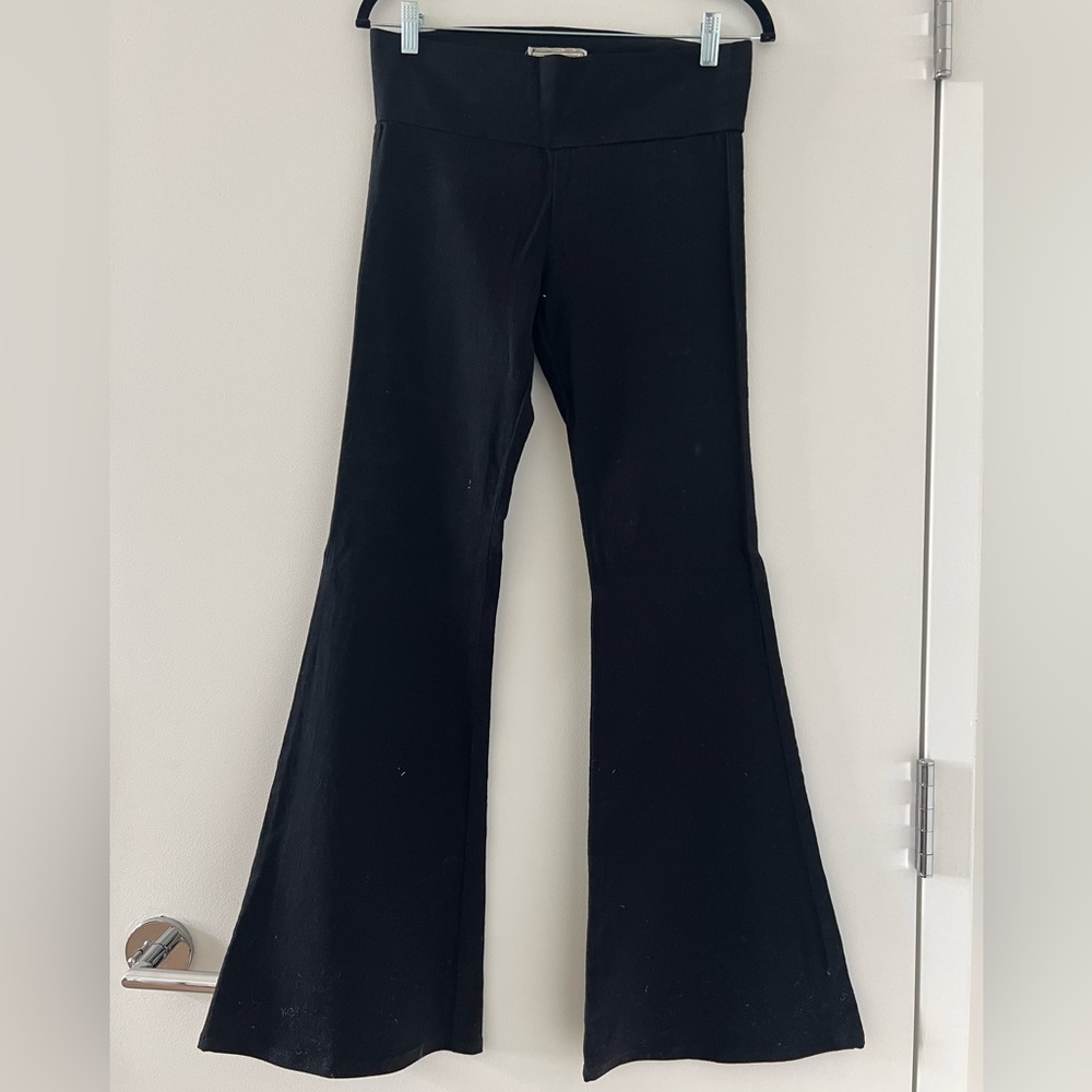 Current/Elliott The Pull on Bell pants in Jet Black